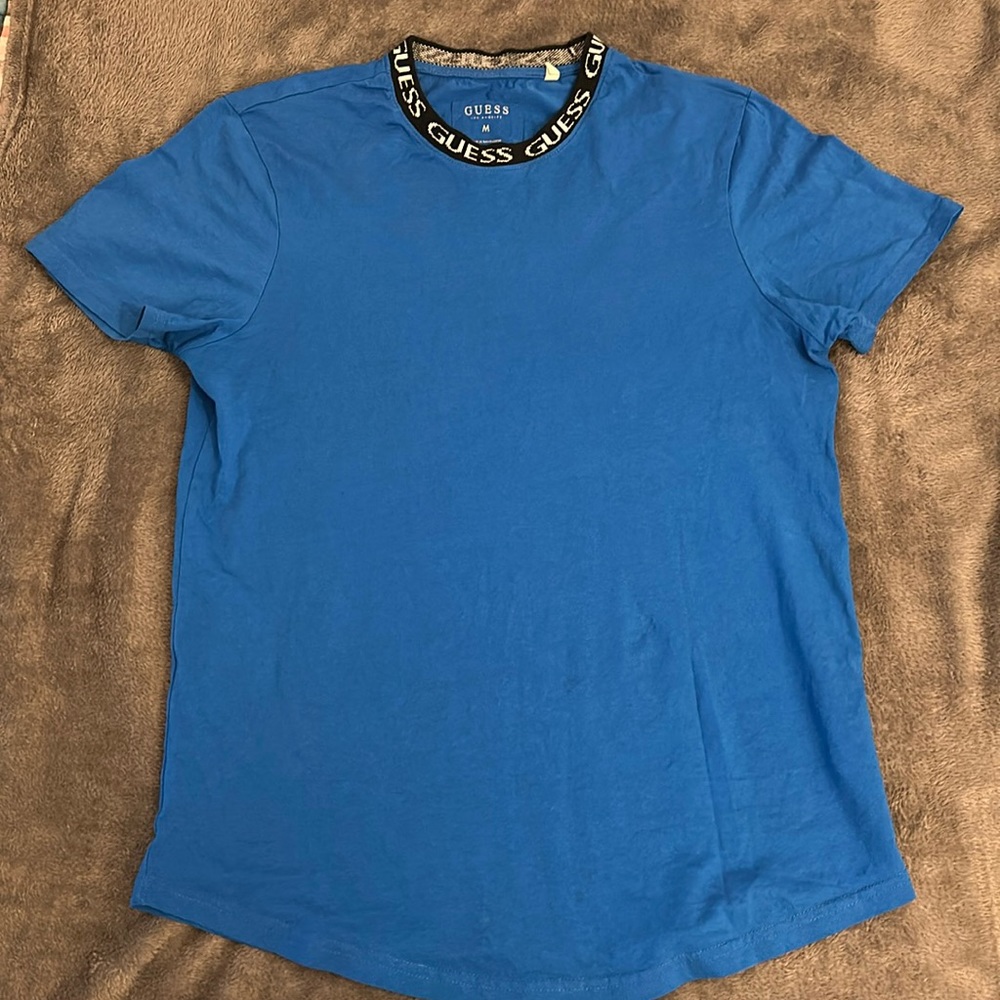 T shirt Guess